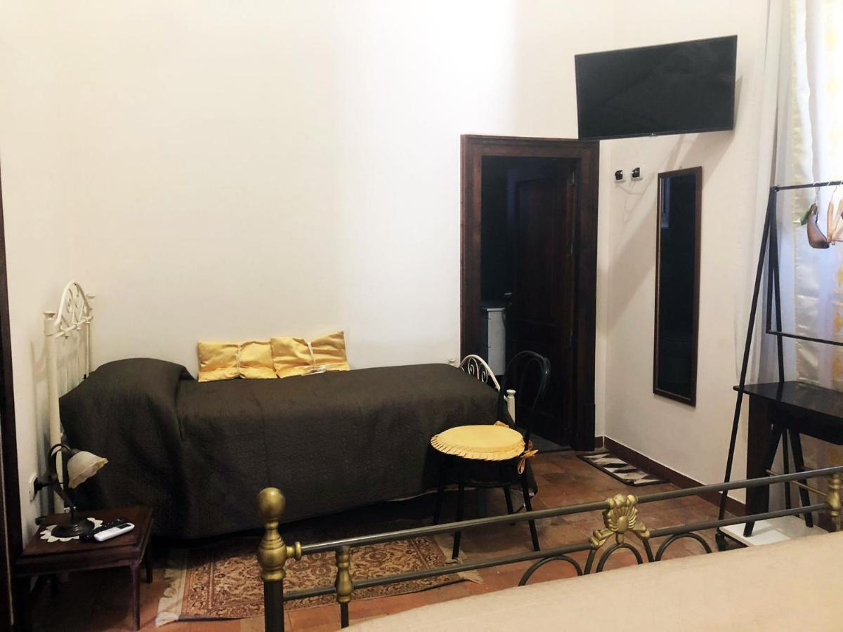 Agriturismo Sole Di Sicilia Рандаццо Экстерьер фото