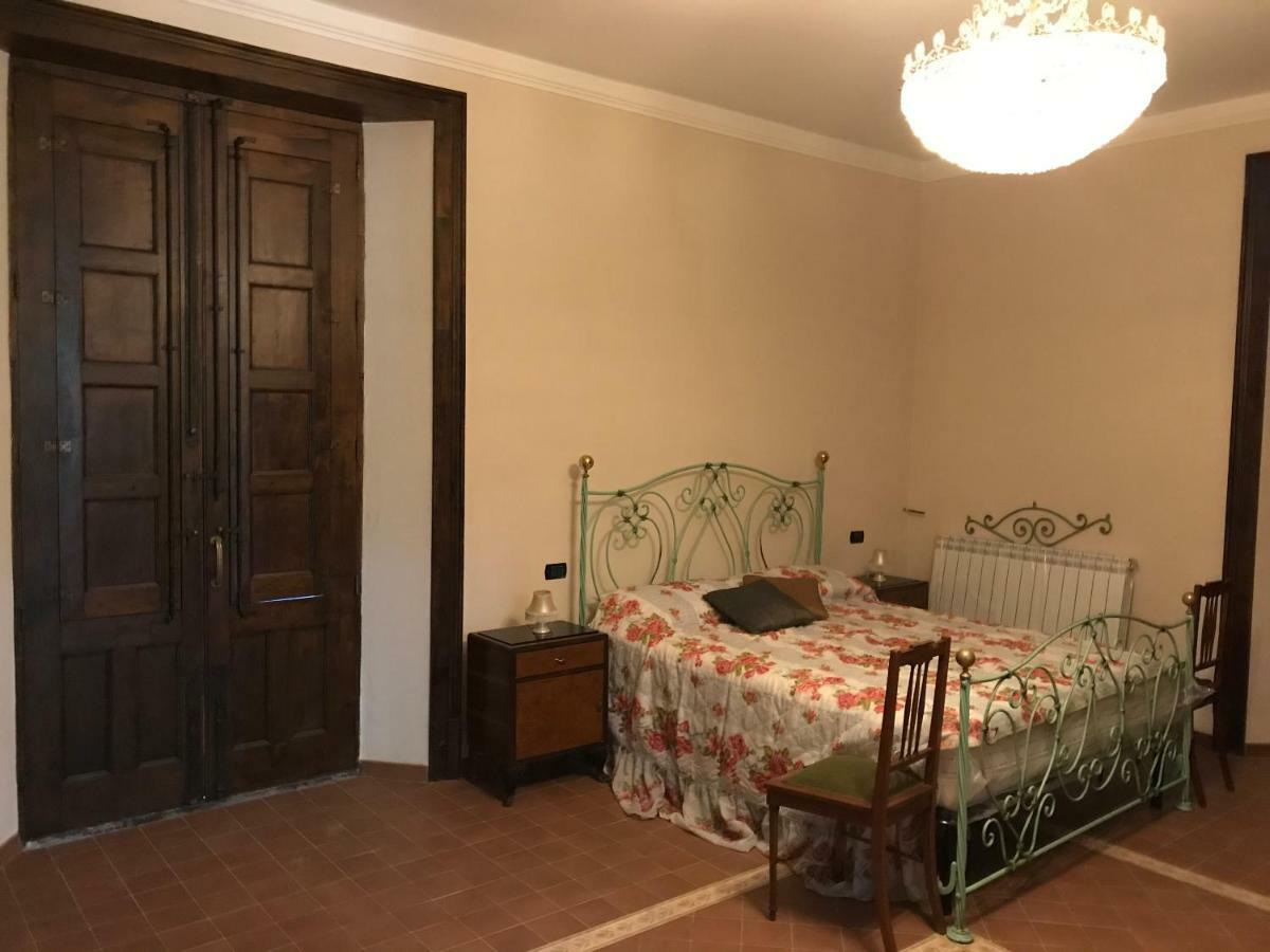 Agriturismo Sole Di Sicilia Рандаццо Экстерьер фото