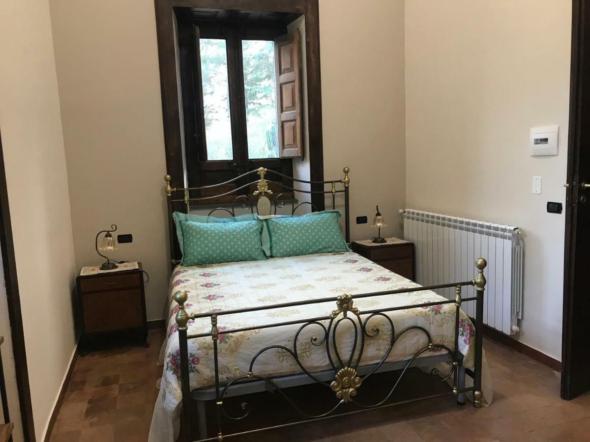 Agriturismo Sole Di Sicilia Рандаццо Экстерьер фото